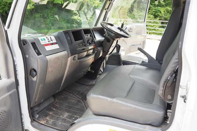 いすゞ エルフ SKG-NKR85YN(2WD)の写真47