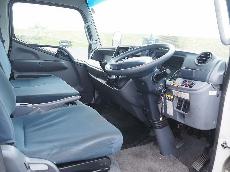 三菱 キャンター TKG-FEB90(2WD)の写真45