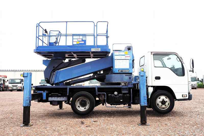 いすゞ エルフ TKG-NKR85AN(2WD)の写真6