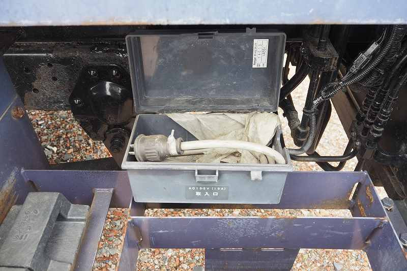 いすゞ エルフ TKG-NKR85AN(2WD)の写真13