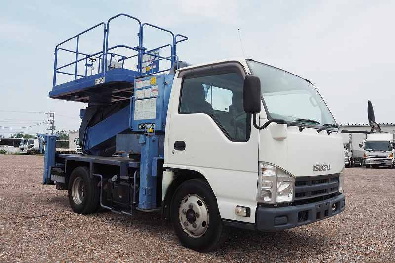 いすゞ エルフ TKG-NKR85AN(2WD)の写真36