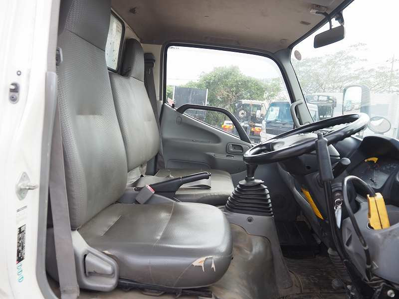 日野 デュトロ TKG-XZU620T(2WD)の写真46