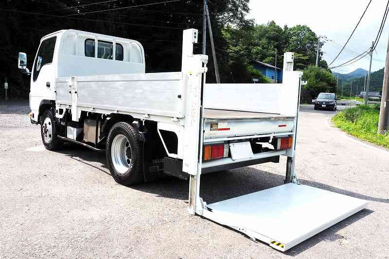 いすゞ エルフ TPG-NKS85AN(4WD)の写真3