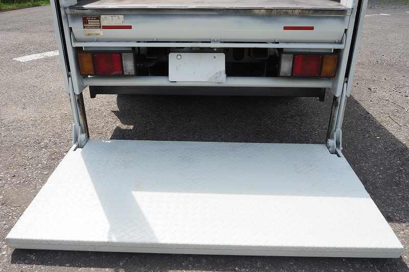 いすゞ エルフ TPG-NKS85AN(4WD)の写真10