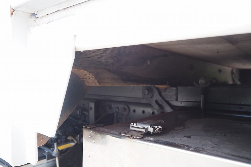 いすゞ エルフ TPG-NKS85AN(4WD)の写真34