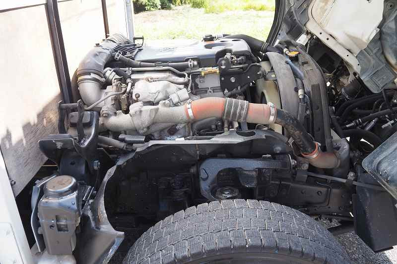 いすゞ エルフ TPG-NKS85AN(4WD)の写真43