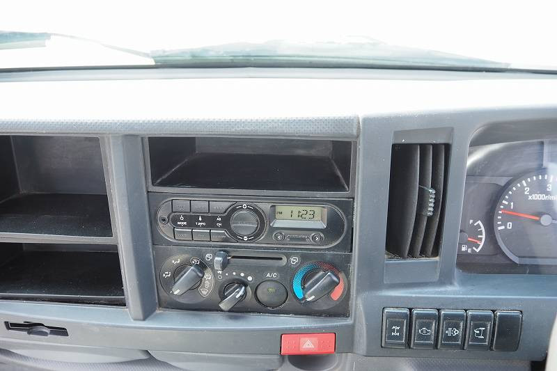 いすゞ エルフ TPG-NKS85AN(4WD)の写真49