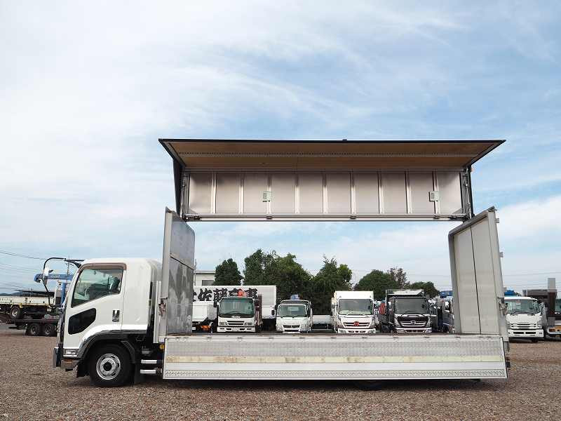 いすゞ フォワード TKG-FRR90T2(2WD)の写真10