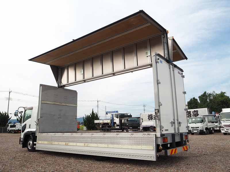 いすゞ フォワード TKG-FRR90T2(2WD)の写真11