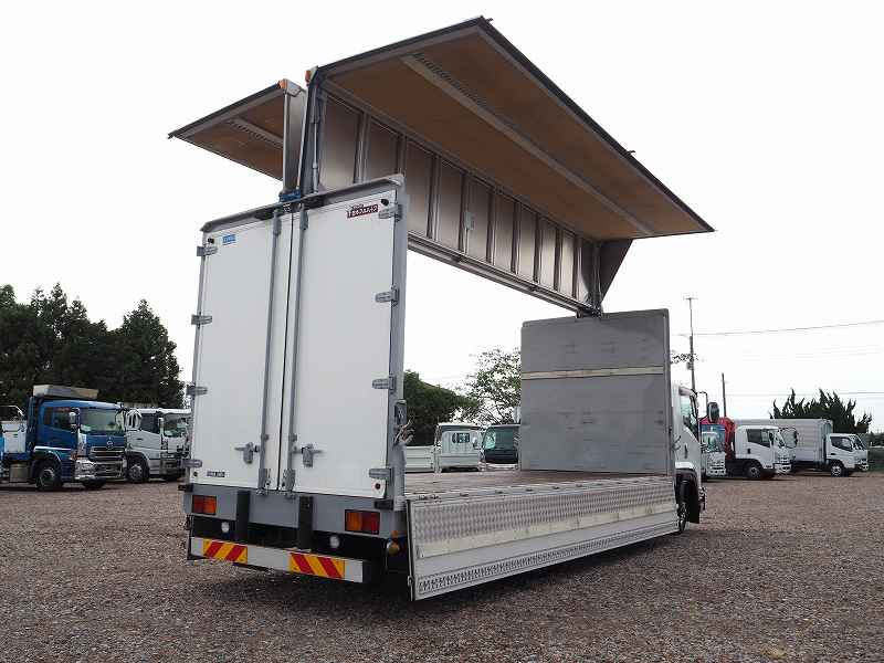 いすゞ フォワード TKG-FRR90T2(2WD)の写真13