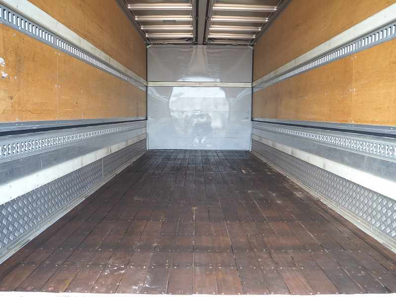 いすゞ フォワード TKG-FRR90T2(2WD)の写真20