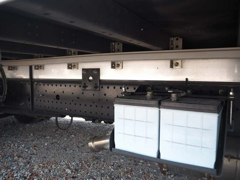 いすゞ フォワード TKG-FRR90T2(2WD)の写真25