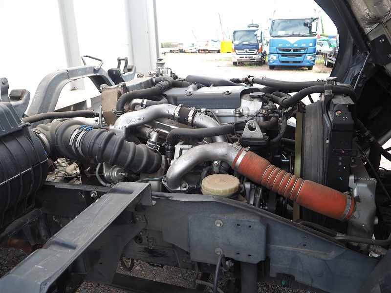 いすゞ フォワード TKG-FRR90T2(2WD)の写真40