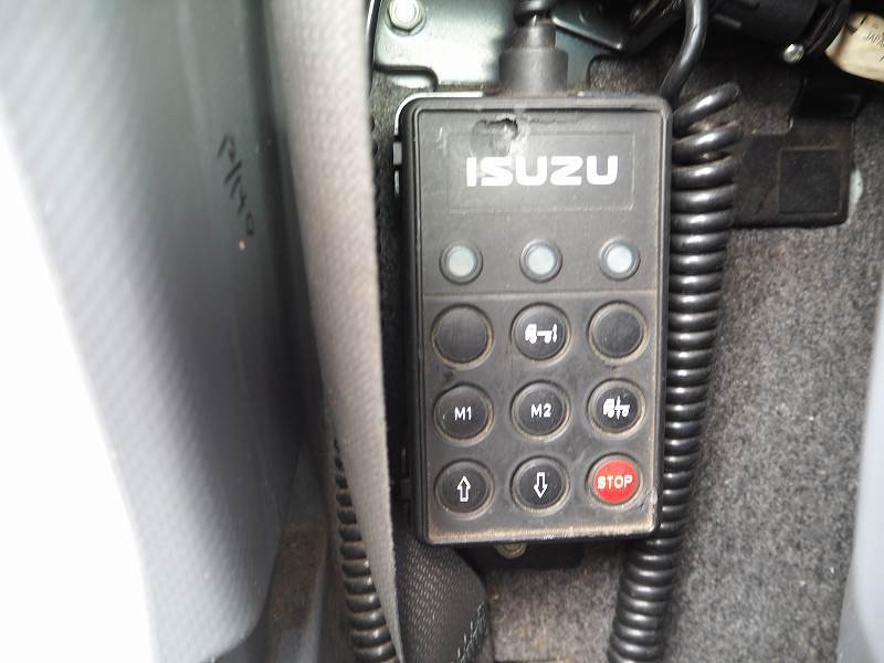 いすゞ フォワード TKG-FRR90T2(2WD)の写真45