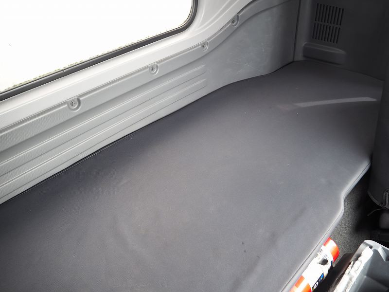 いすゞ フォワード TKG-FRR90T2(2WD)の写真49