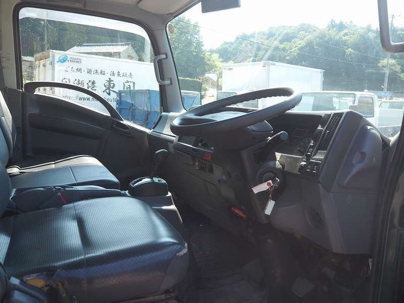いすゞ エルフ TKG-NPR85YN(2WD)の写真44