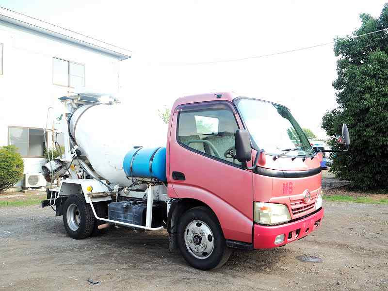 日野 デュトロ BDG-XZU304E(2WD)の写真7