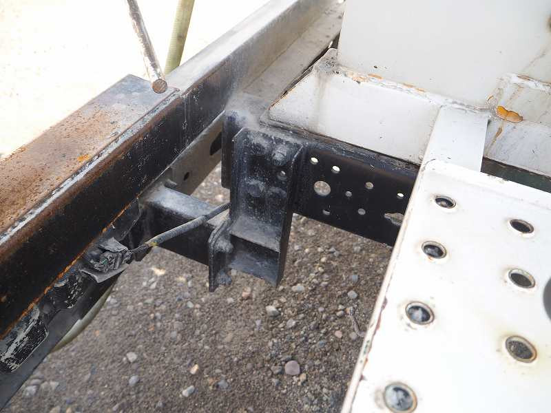 日野 デュトロ BDG-XZU304E(2WD)の写真19