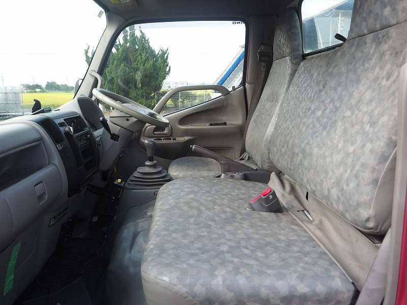 日野 デュトロ BDG-XZU304E(2WD)の写真43