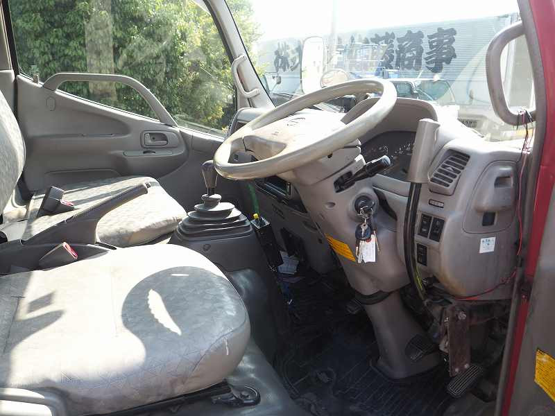 日野 デュトロ BDG-XZU304E(2WD)の写真44