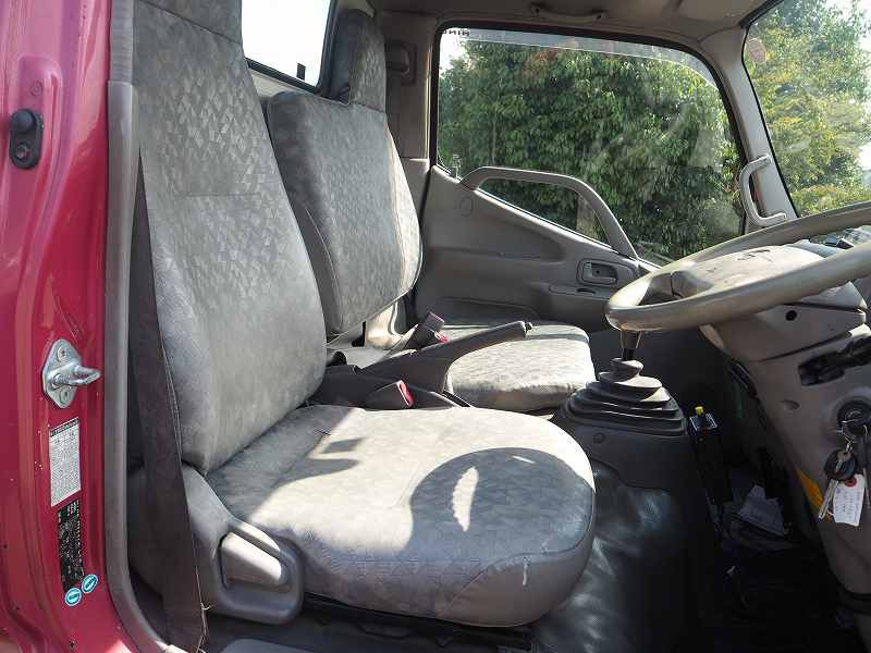 日野 デュトロ BDG-XZU304E(2WD)の写真45