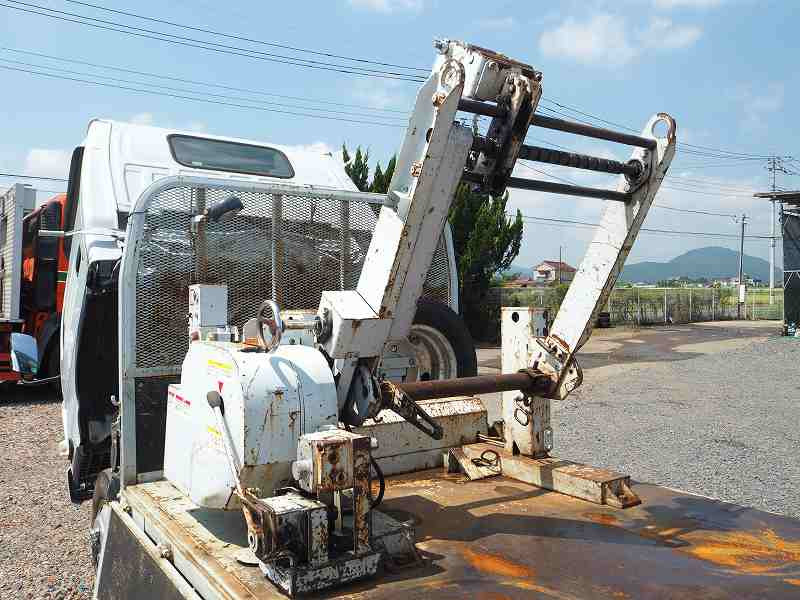 いすゞ エルフ BDG-NKS85AN(2WD)の写真23