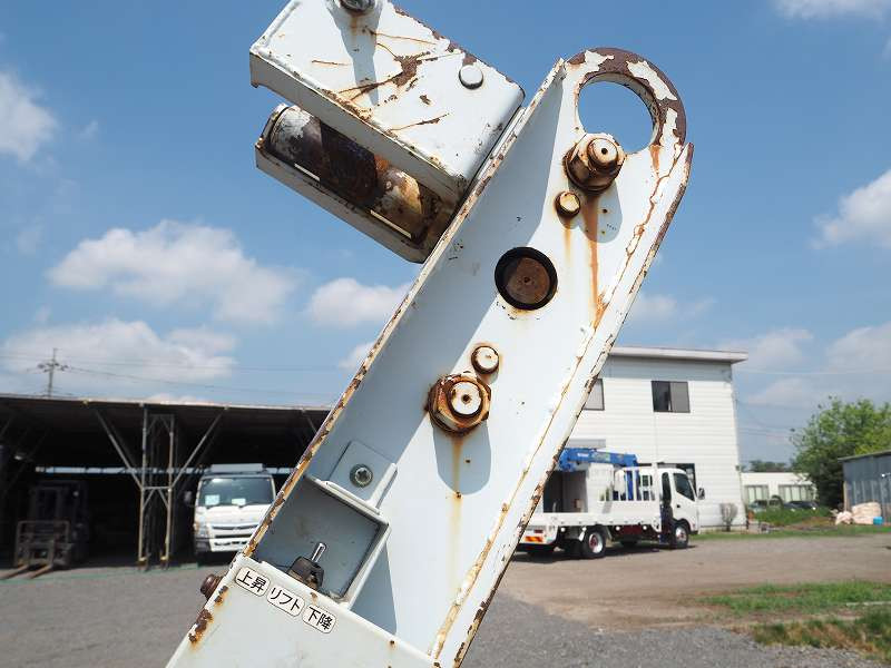 いすゞ エルフ BDG-NKS85AN(2WD)の写真31