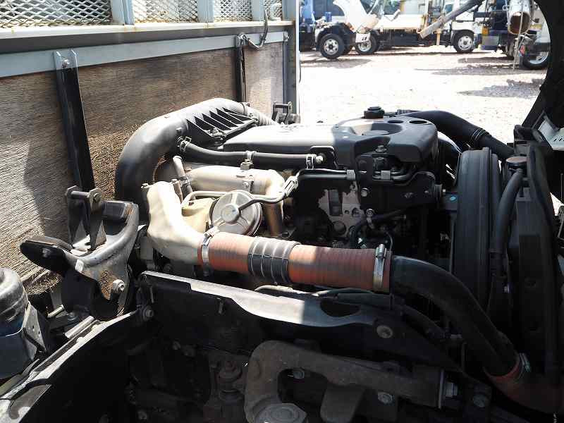 いすゞ エルフ BDG-NKS85AN(2WD)の写真40