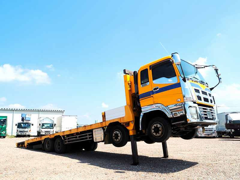 いすゞ ギガ LKG-CYH77A(8x4)の写真7