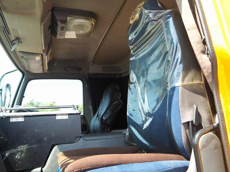 いすゞ ギガ LKG-CYH77A(8x4)の写真45