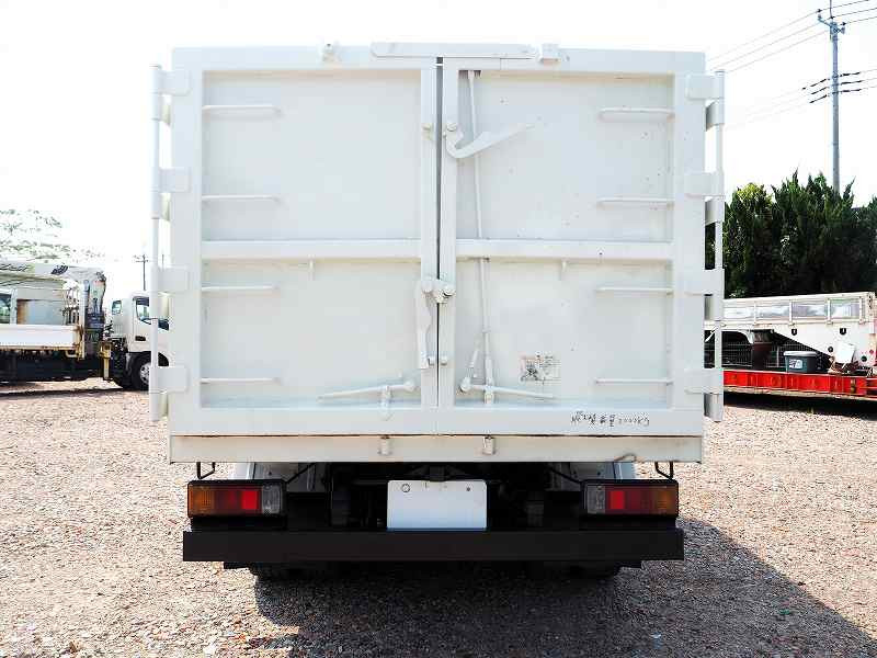 トヨタ ダイナ TKG-XZU675(4WD)の写真4