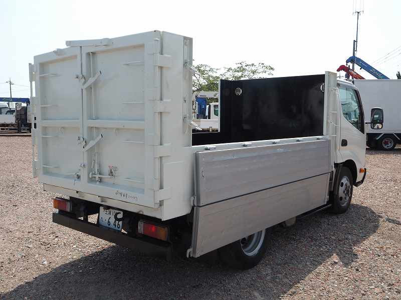 トヨタ ダイナ TKG-XZU675(4WD)の写真10