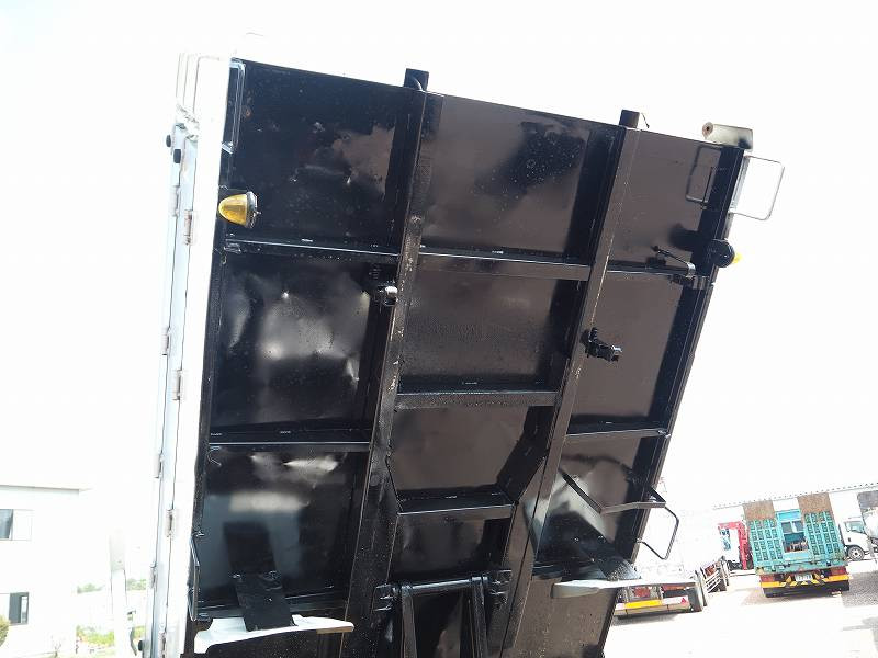 トヨタ ダイナ TKG-XZU675(4WD)の写真22