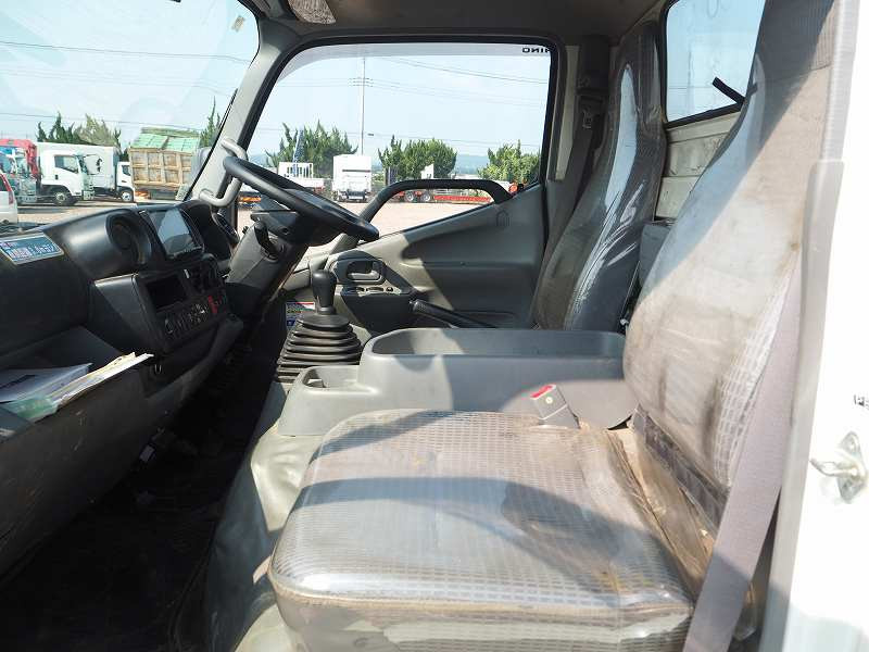 日野 デュトロ TKG-XZU695M(4WD)の写真34