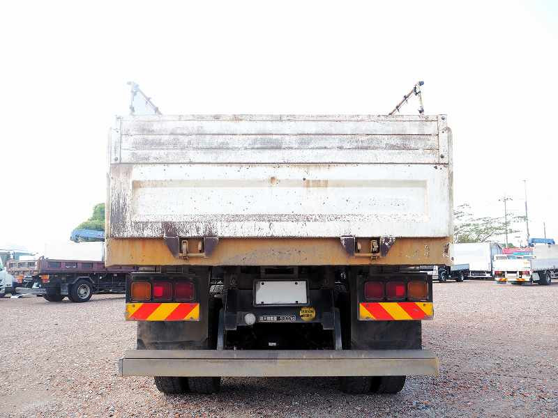 いすゞ ギガ QKG-CXZ77AT(6x4)の写真4