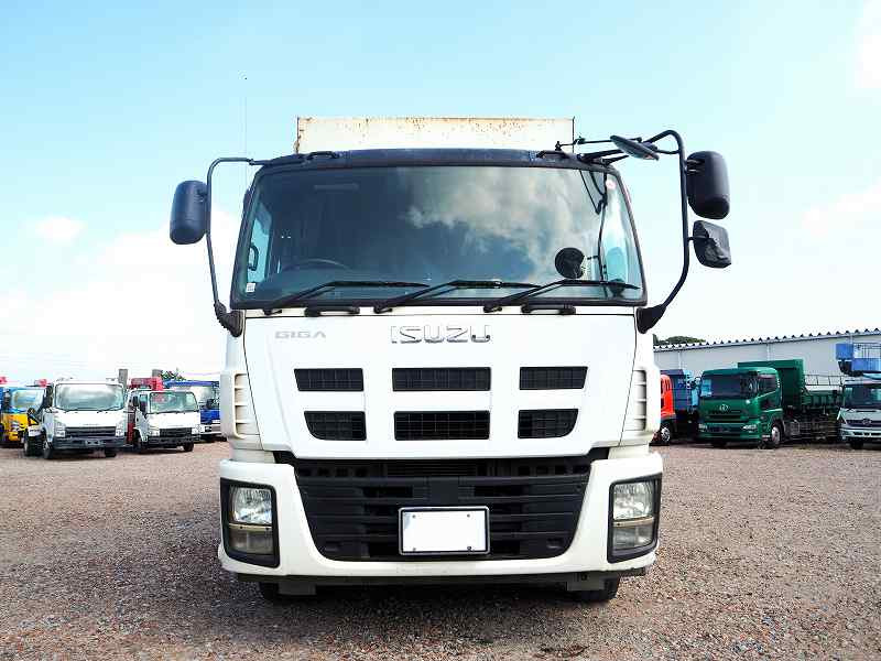 いすゞ ギガ QKG-CXZ77AT(6x4)の写真8