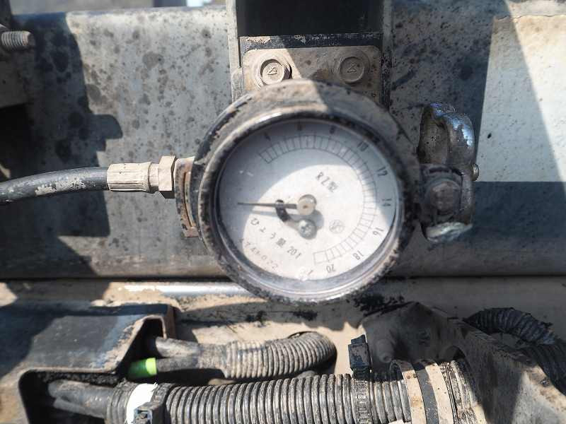 いすゞ ギガ QKG-CXZ77AT(6x4)の写真31