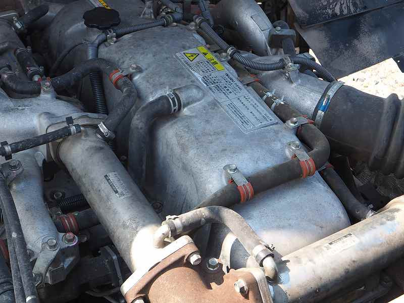 いすゞ ギガ QKG-CXZ77AT(6x4)の写真33