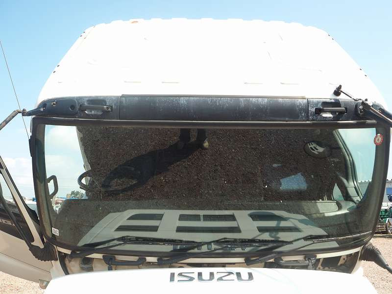 いすゞ ギガ QKG-CXZ77AT(6x4)の写真35