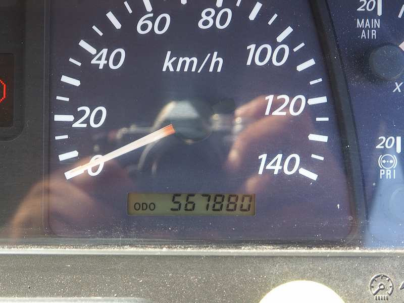 いすゞ ギガ QKG-CXZ77AT(6x4)の写真49