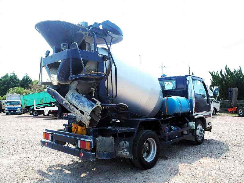 いすゞ エルフ TPG-NKR85N(2WD)の写真5