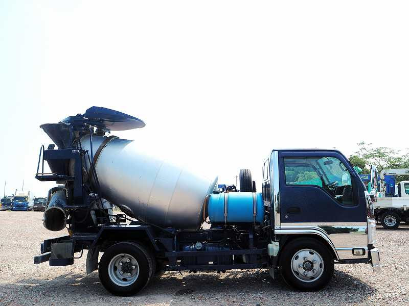 いすゞ エルフ TPG-NKR85N(2WD)の写真6