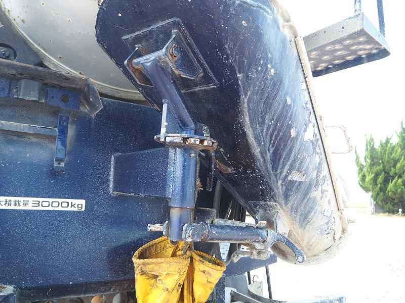 いすゞ エルフ TPG-NKR85N(2WD)の写真23