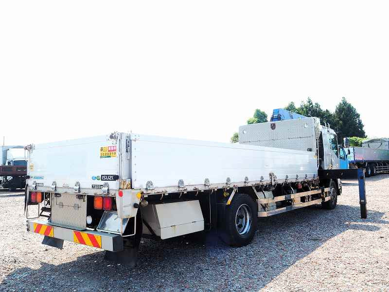 いすゞ フォワード LKG-FTR90S2(2WD)の写真5