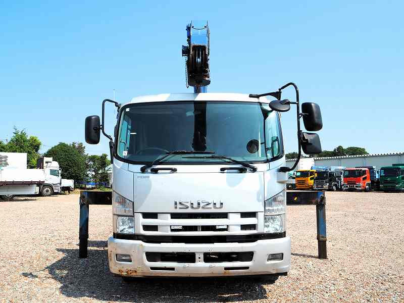 いすゞ フォワード LKG-FTR90S2(2WD)の写真8