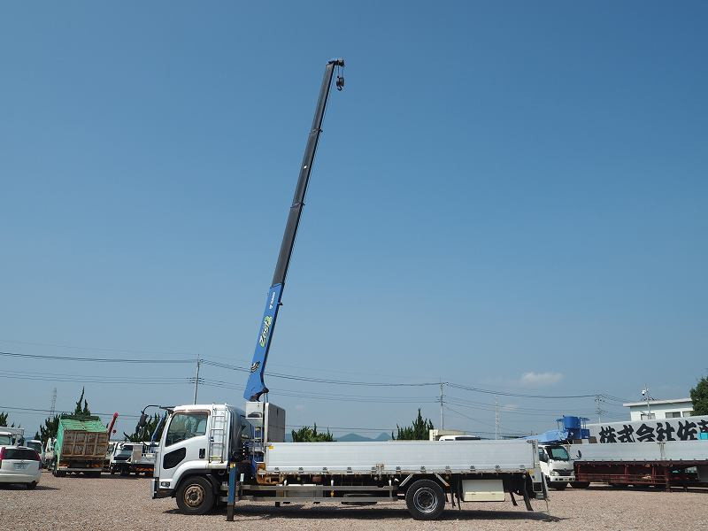 いすゞ フォワード LKG-FTR90S2(2WD)の写真16