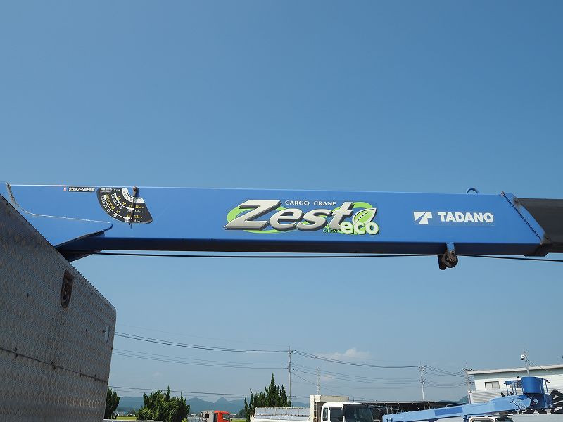 いすゞ フォワード LKG-FTR90S2(2WD)の写真17