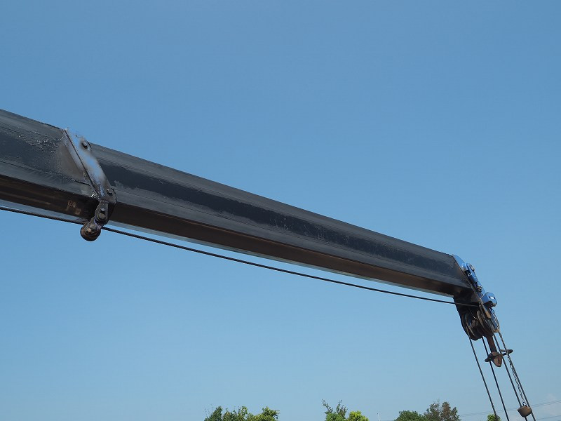 いすゞ フォワード LKG-FTR90S2(2WD)の写真20