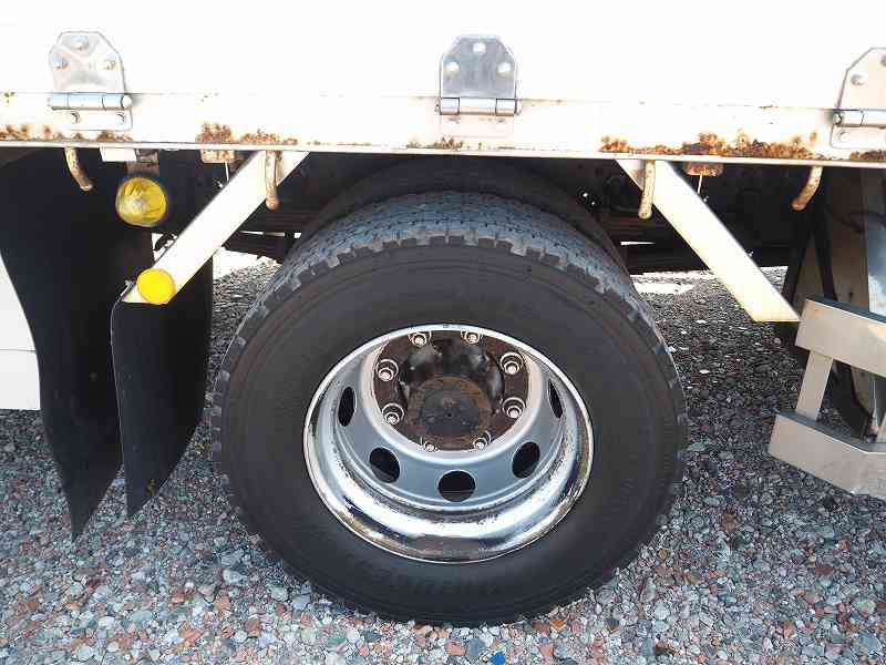 いすゞ フォワード LKG-FTR90S2(2WD)の写真33