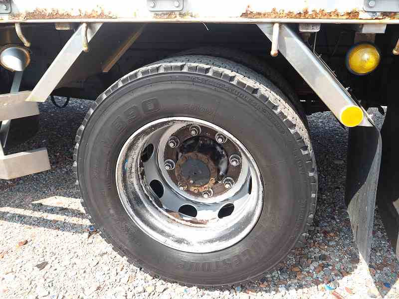 いすゞ フォワード LKG-FTR90S2(2WD)の写真35